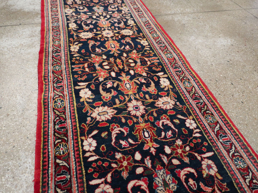 sarouk Runner - # 109567