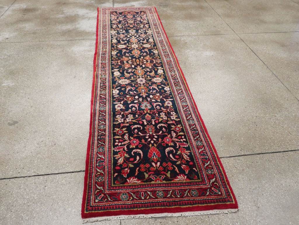 sarouk Runner - # 109567