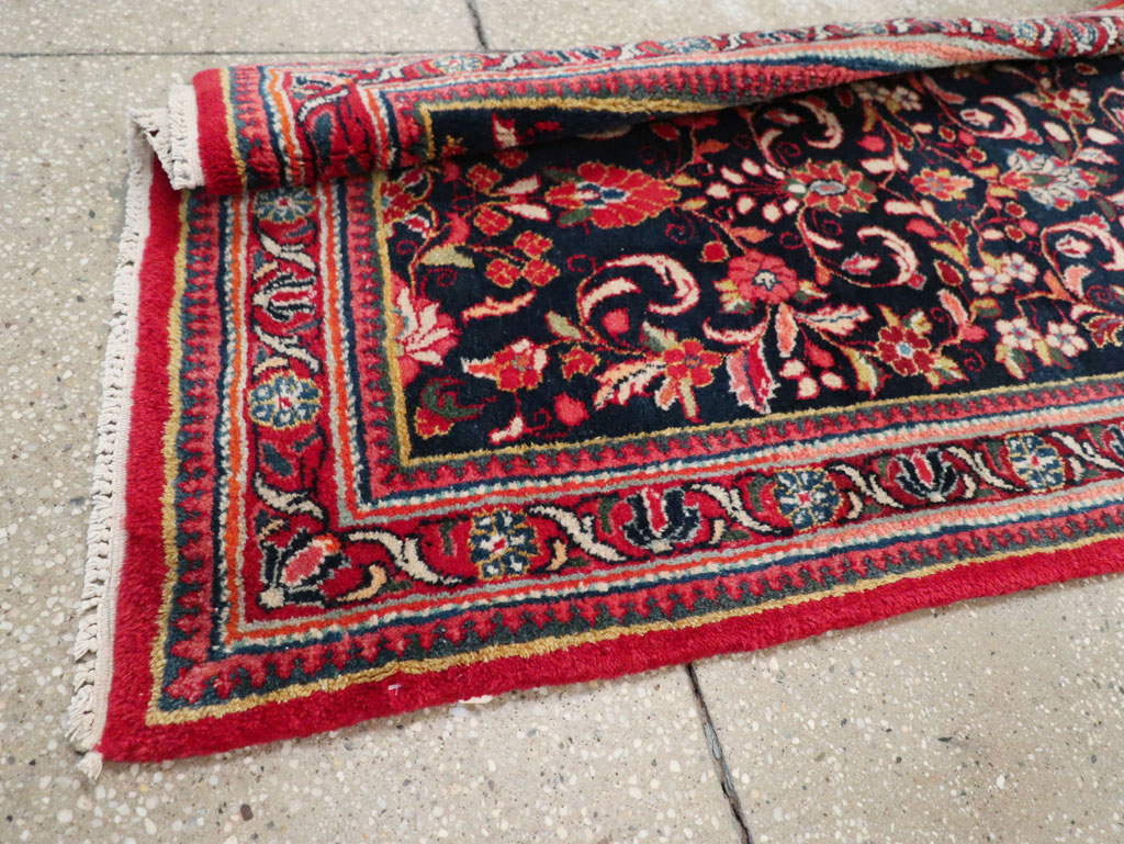 sarouk Runner - # 109567