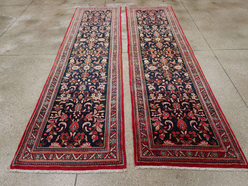 sarouk Runner - # 109567