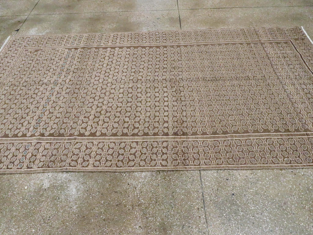 serab Rug - # 103522