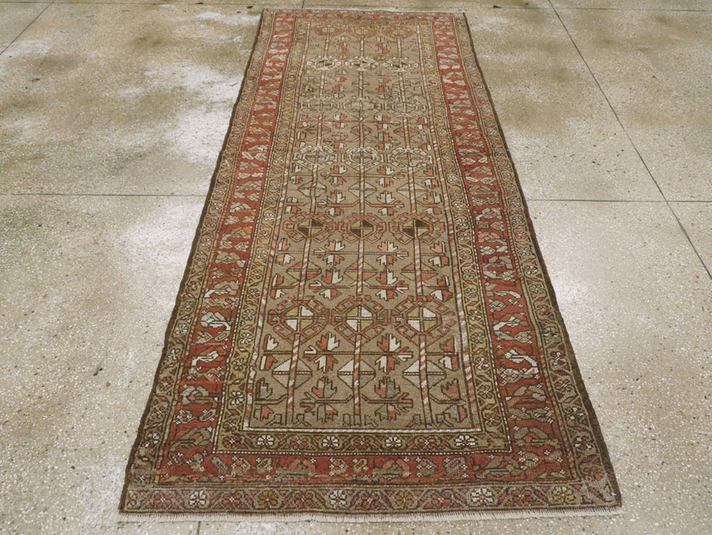 serab Rug - # 103569