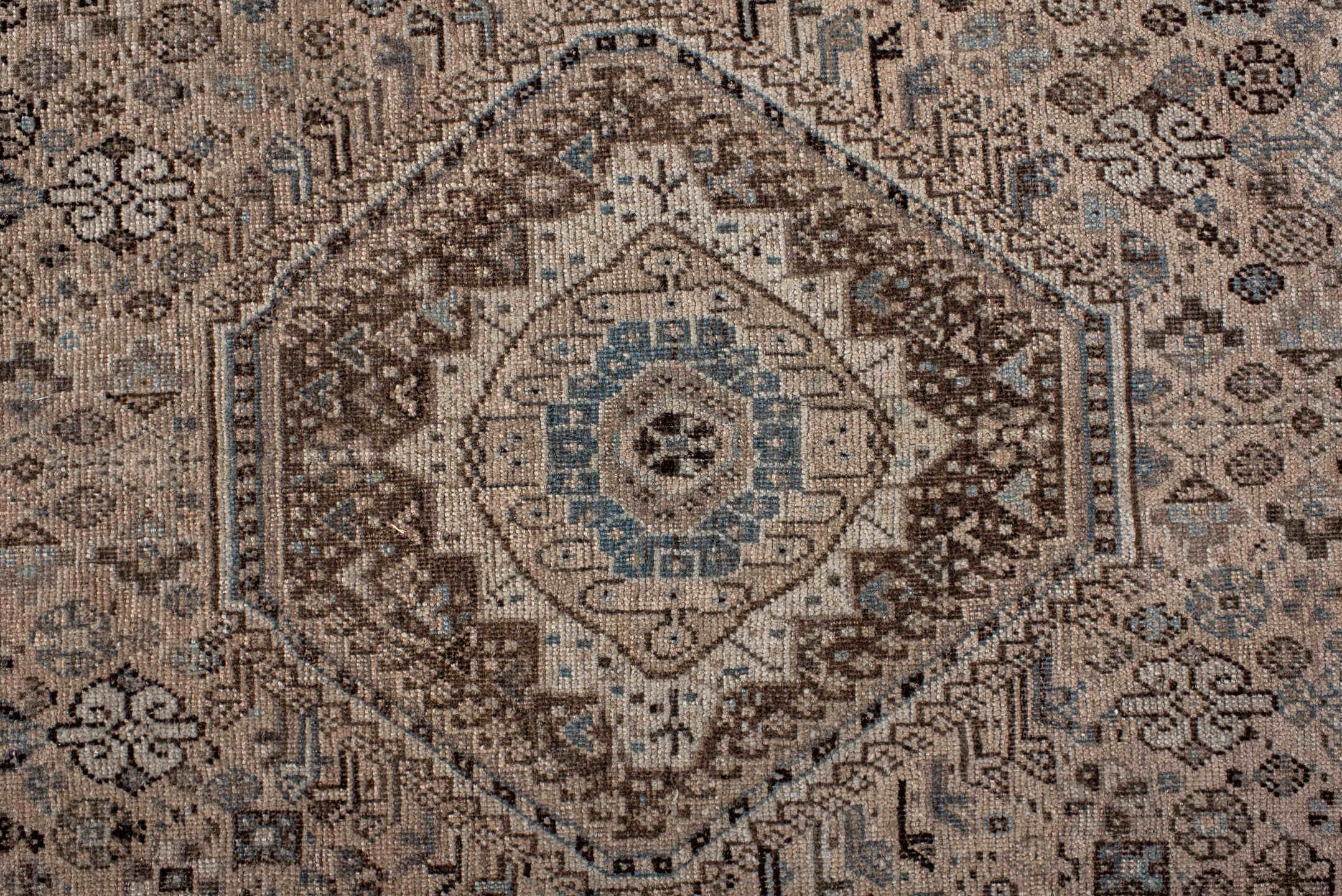 shiraz Rug - # 128134