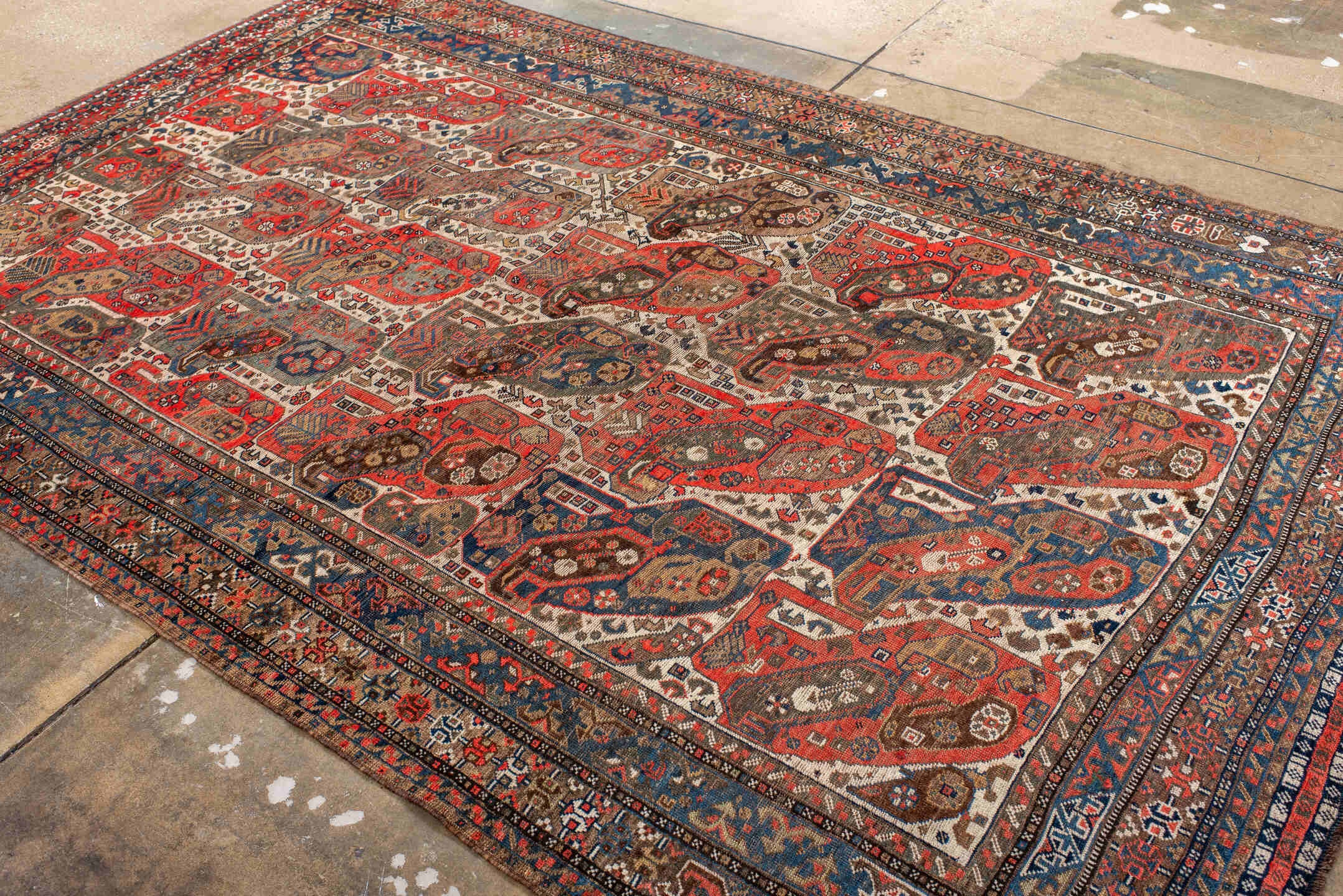 shiraz Rug - # 128402