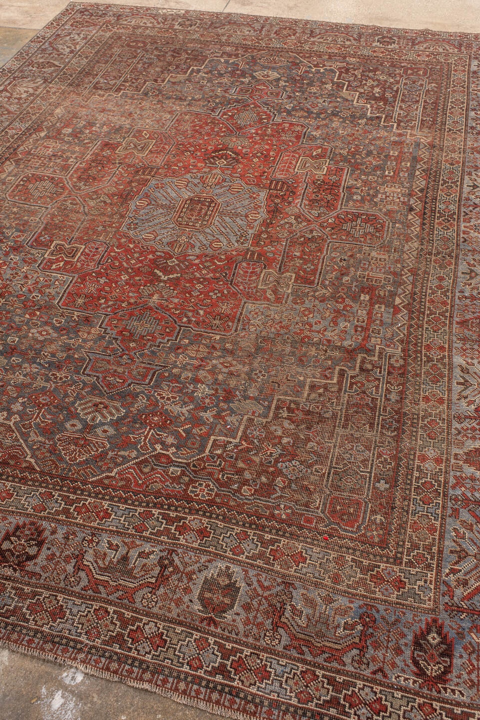 shiraz Rug - # 128417