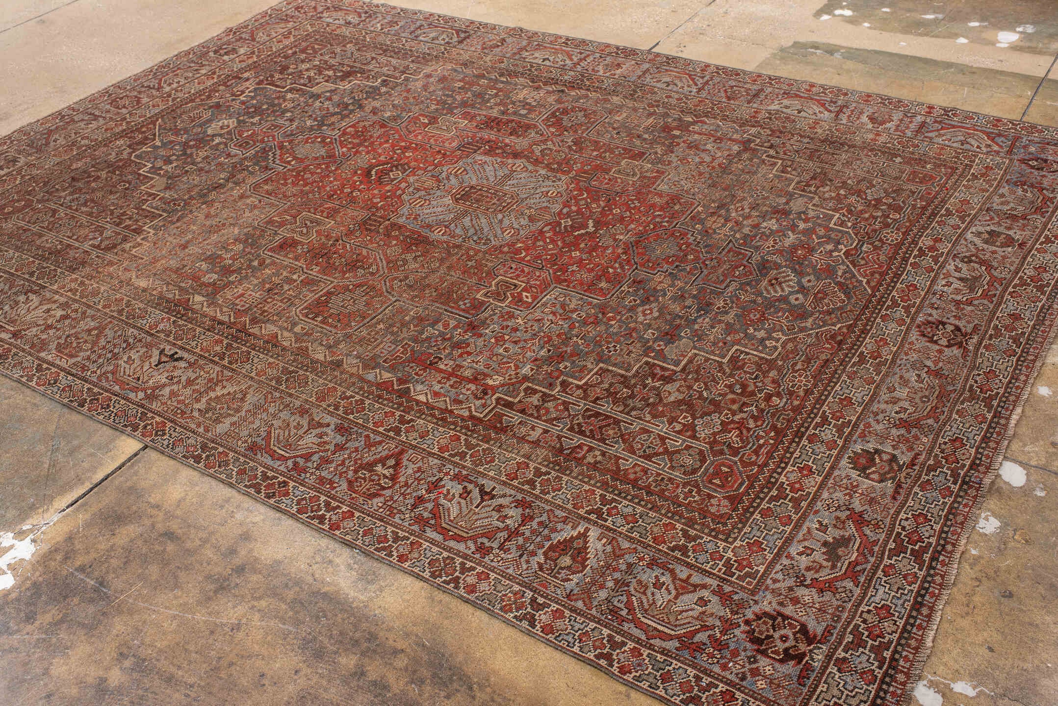 shiraz Rug - # 128417