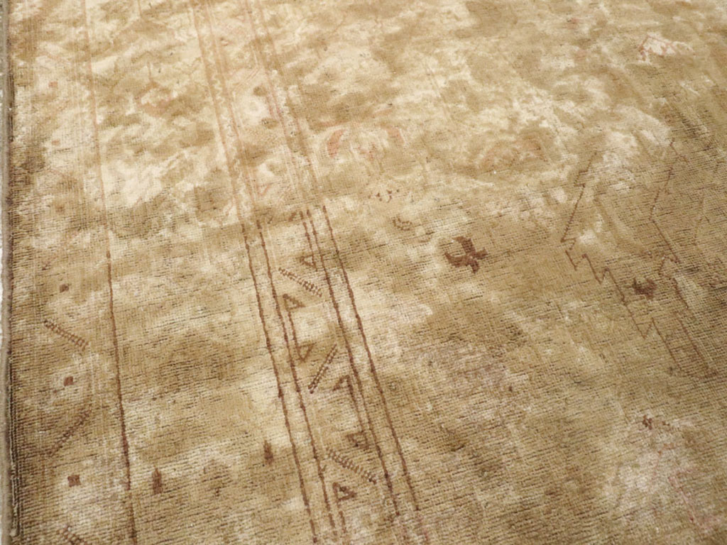 tabriz Rug - # 101612