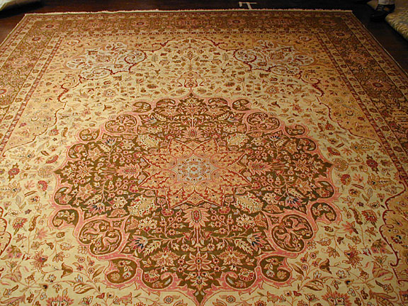 tabriz Carpet - # 3018