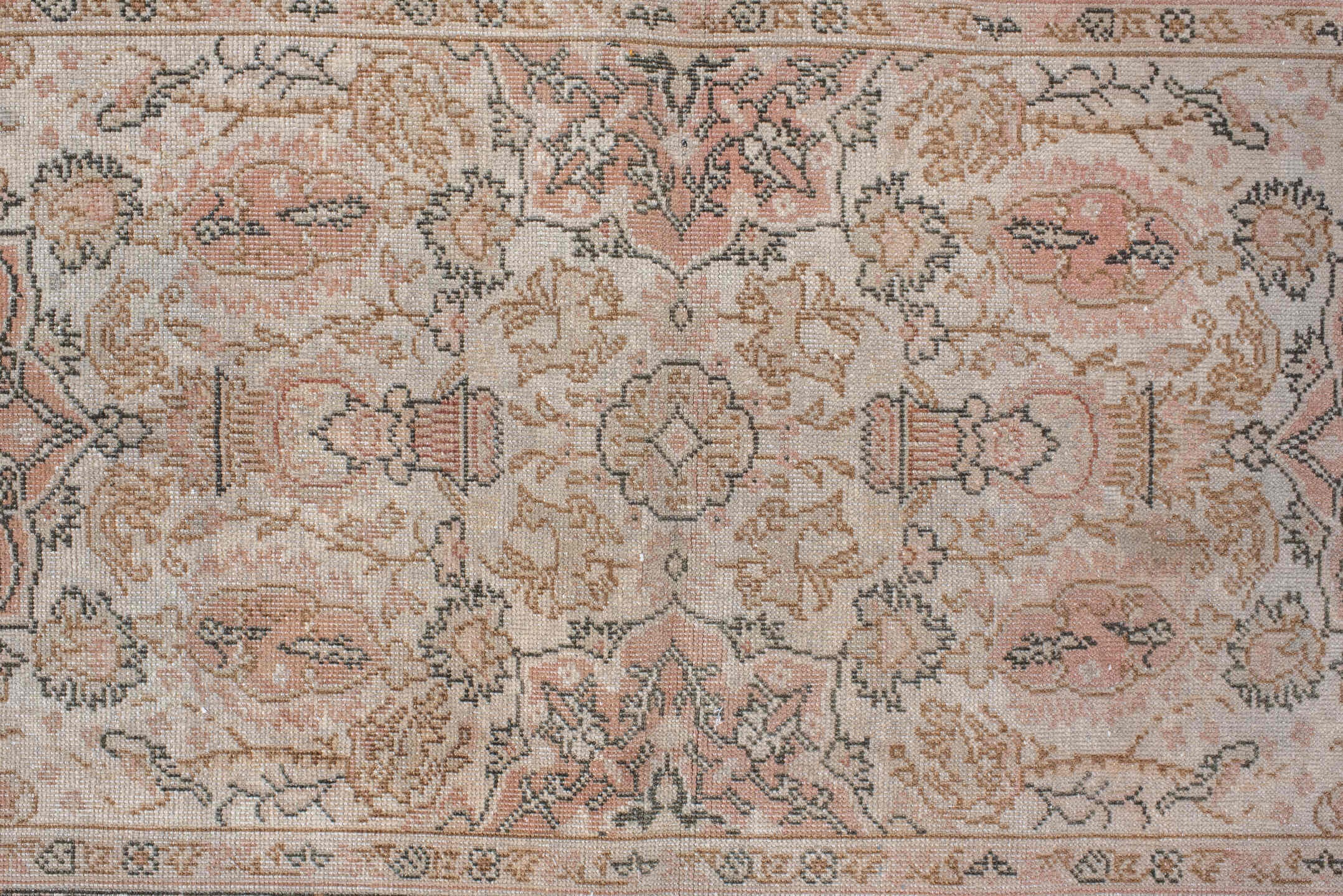 tabriz Runner - # 127466