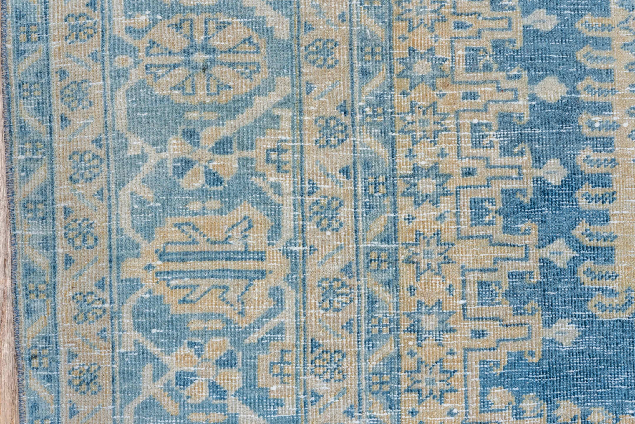 veece Carpet - # 128922