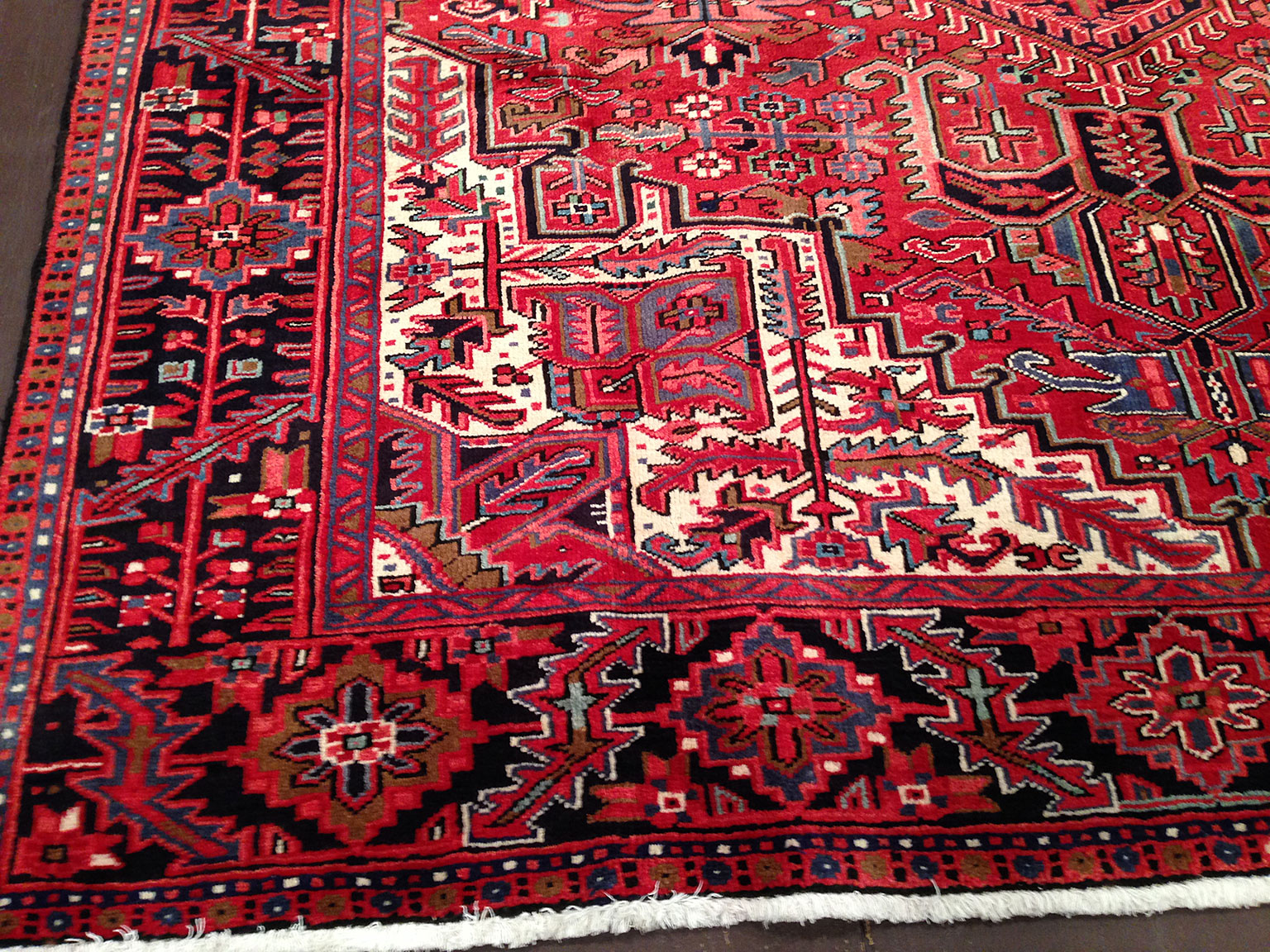 Vintage heriz Carpet - # 50922