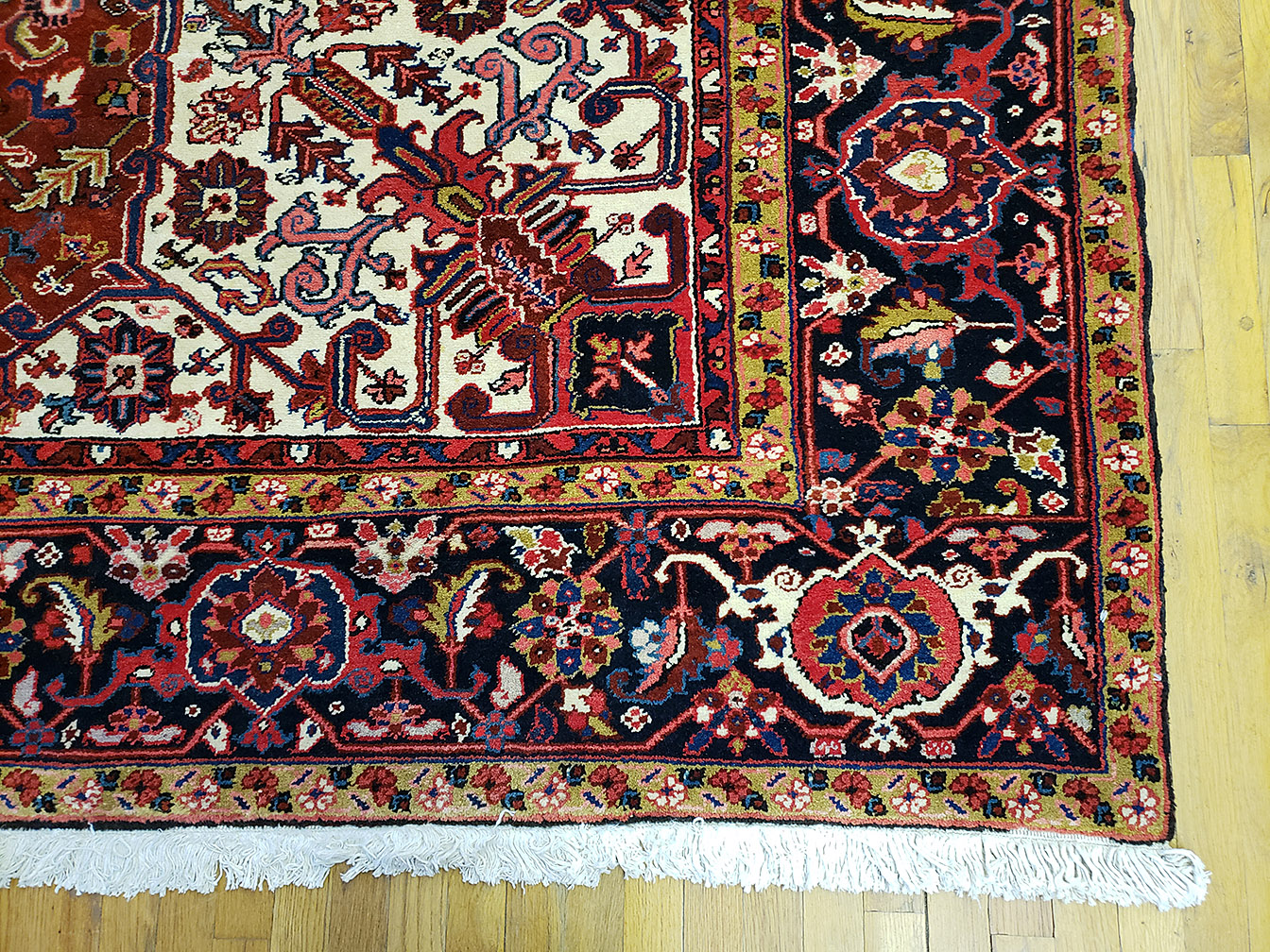 Vintage heriz Carpet - # 54699