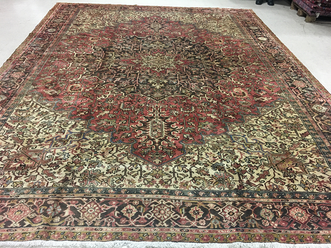 Vintage heriz Carpet - # 55633