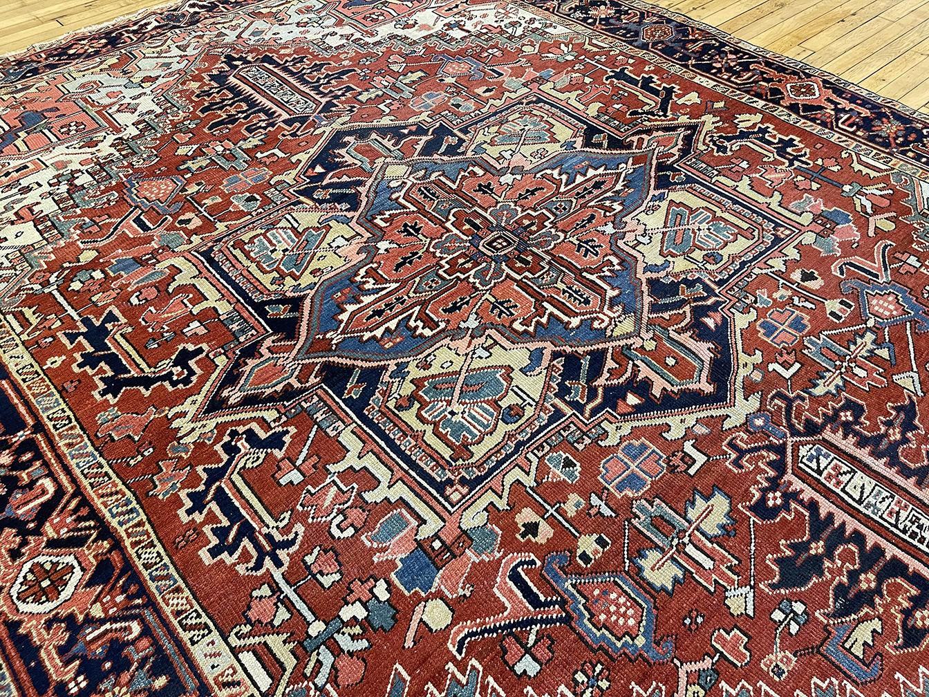 Vintage heriz Carpet - # 58170