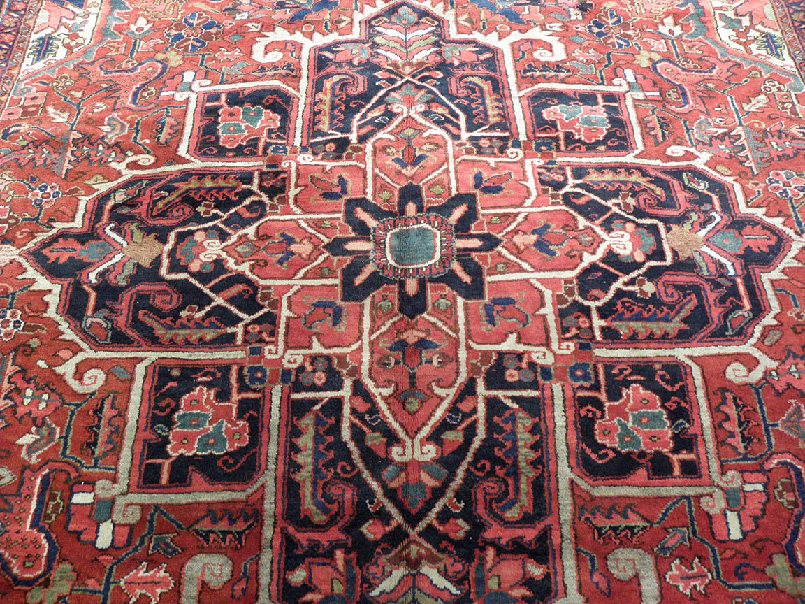 Vintage heriz Carpet - # 6979