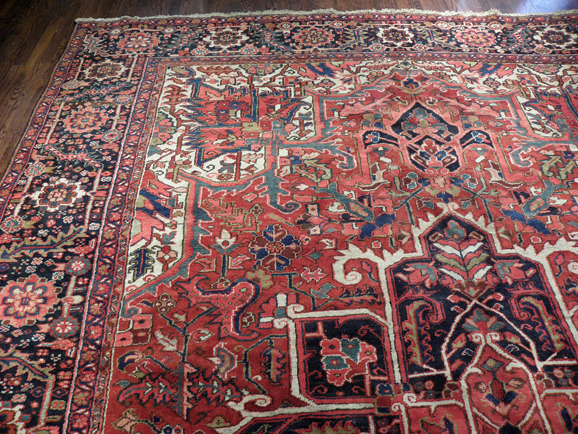 Vintage heriz Carpet - # 6979