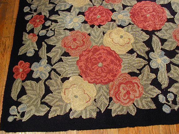 Vintage hooked Carpet - # 4737