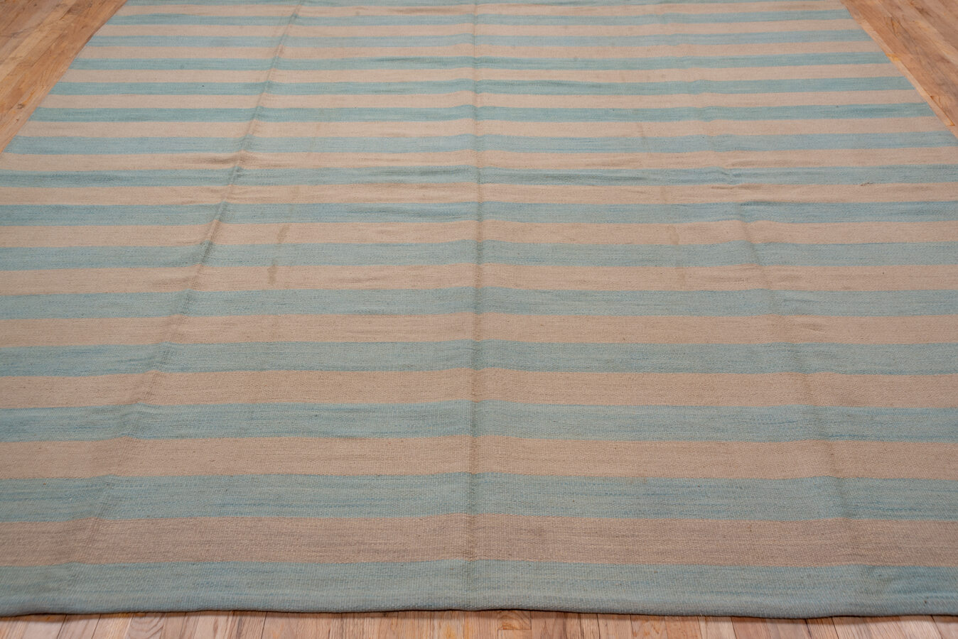 Vintage kilim Carpet - # 9543