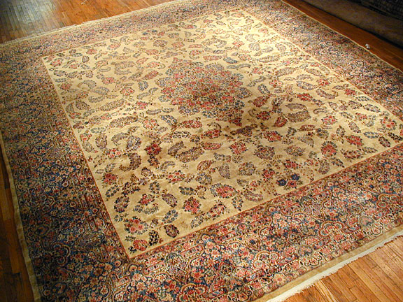 Vintage kirman Carpet - # 3716