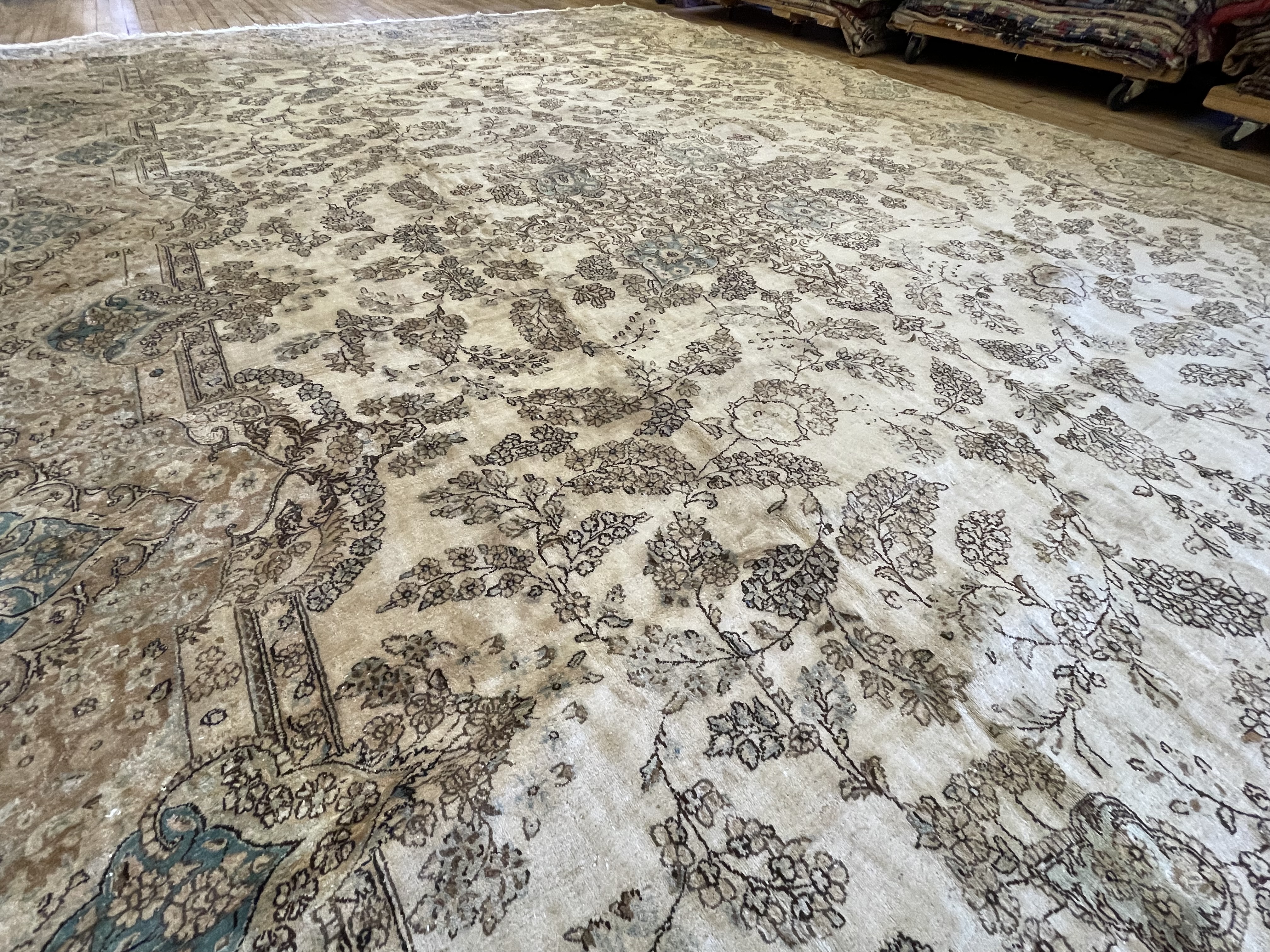 Vintage kirman Carpet - # 78296