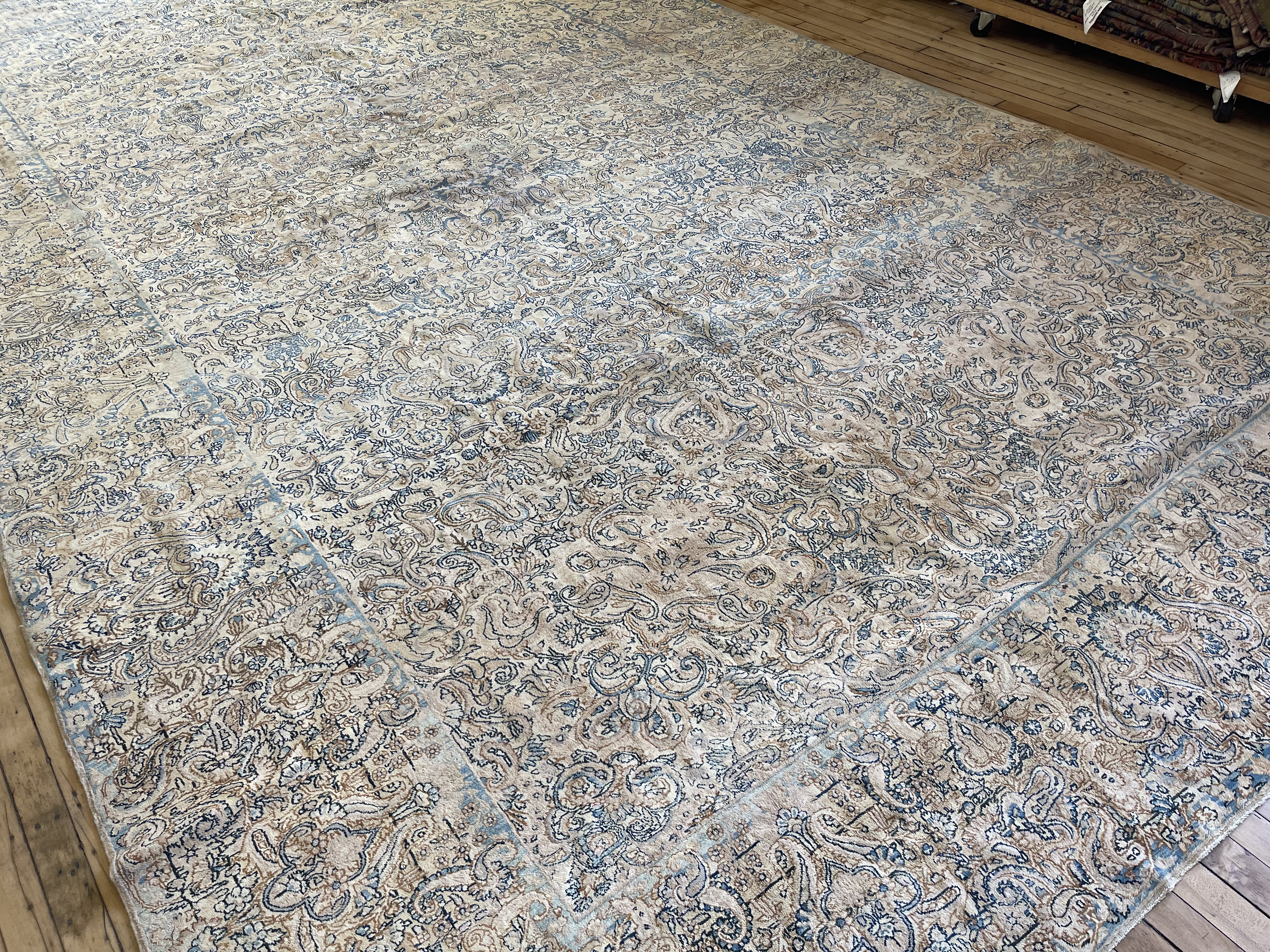 Vintage kirman Carpet - # 78323