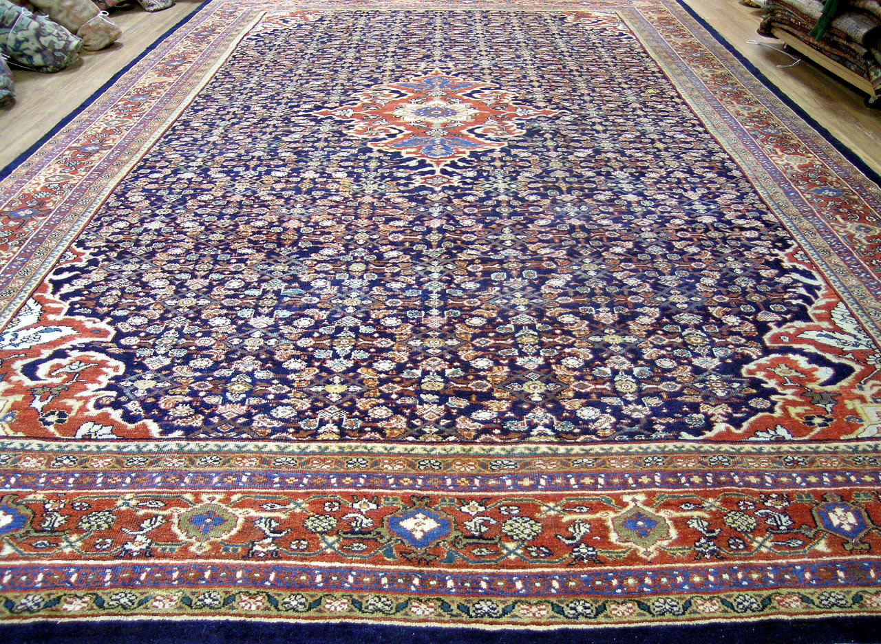 Vintage mahal Carpet - # 52587