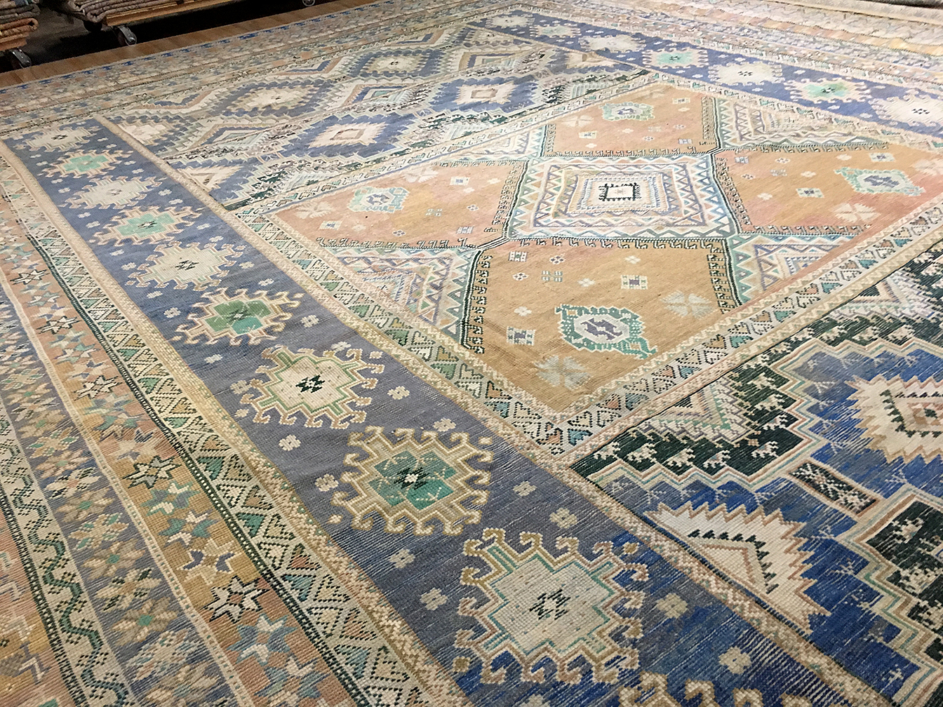 Vintage moroccan Carpet - # 53717