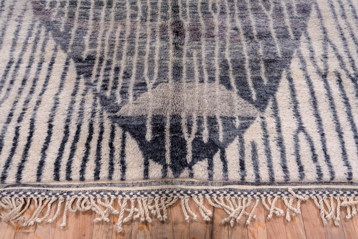 Vintage moroccan Carpet - # 54185