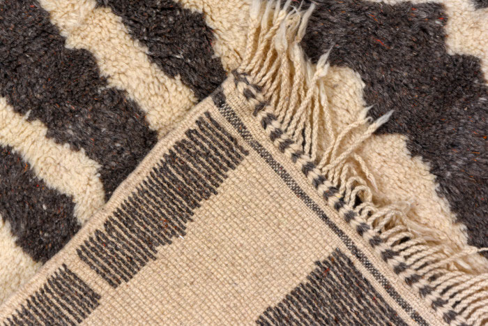 Vintage moroccan Carpet - # 54220