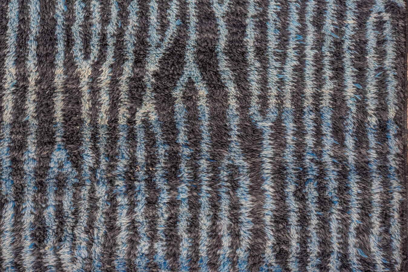 Vintage moroccan Carpet - # 56224