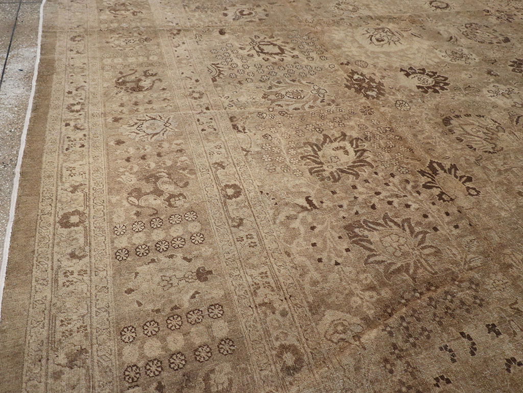 Vintage tabriz Carpet - # 57851