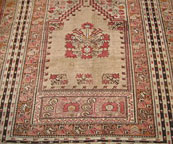 Antique ghiordes Rug - # 7729